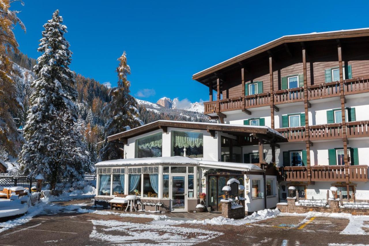 Hotel Al Lago ソラーガ エクステリア 写真